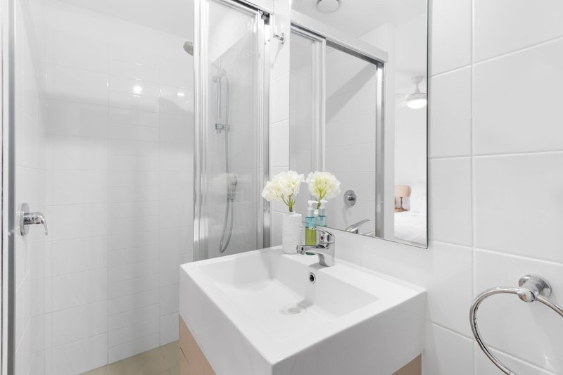 Photo - 5/17 Wickham Street, Morningside QLD 4170 - Image 8