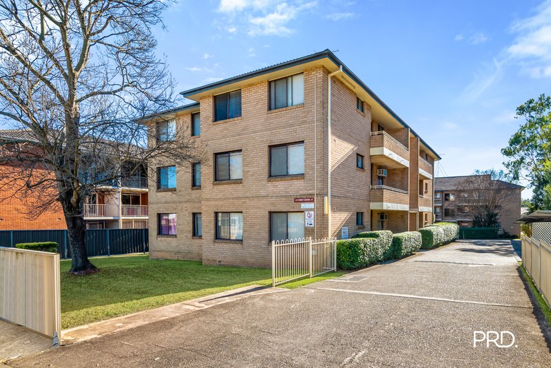 Photo - 5/171-173 Derby Street, Penrith NSW 2750 - Image 2