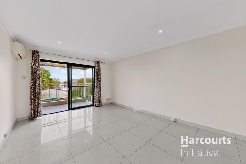 Photo - 5/171 Hector Street, Osborne Park WA 6017 - Image 4
