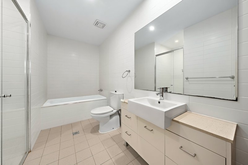 Photo - 517/37 Amalfi Drive, Wentworth Point NSW 2127 - Image 5