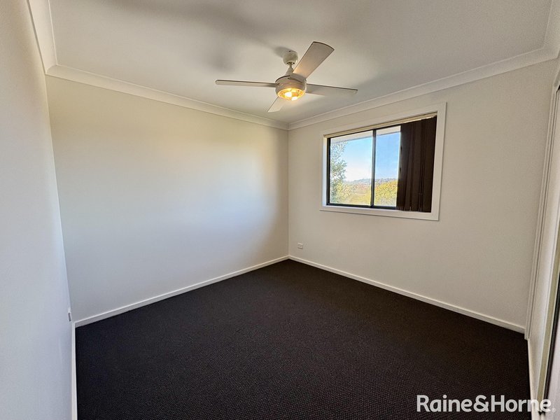 Photo - 5/175 Lake Road, Elermore Vale NSW 2287 - Image 2