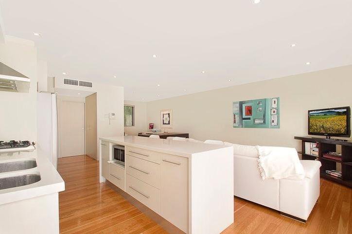 Photo - 5/176 Ben Boyd Road, Neutral Bay NSW 2089 - Image 3