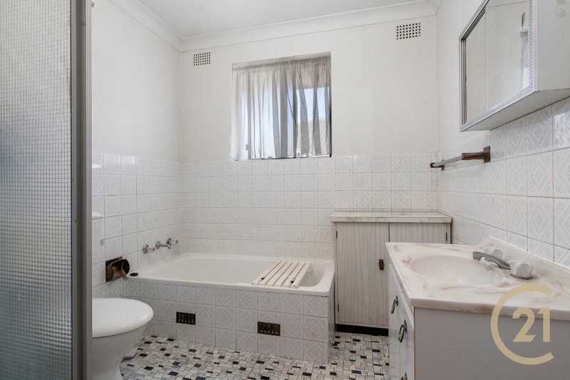 Photo - 5/18-22 Clyde Street, Croydon Park NSW 2133 - Image 8