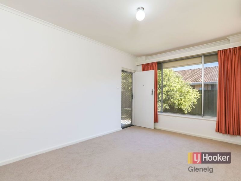 Photo - 5/18 Avalon Road, Marion SA 5043 - Image 2