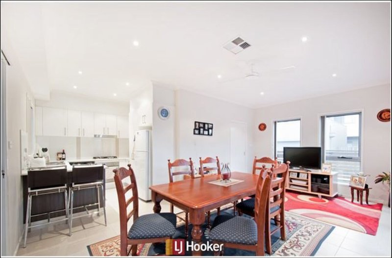 Photo - 5/18 Dickins Street, Forde ACT 2914 - Image 7