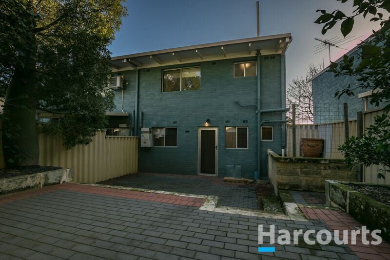 Photo - 5/18 Greville Way, Girrawheen WA 6064 - Image 13