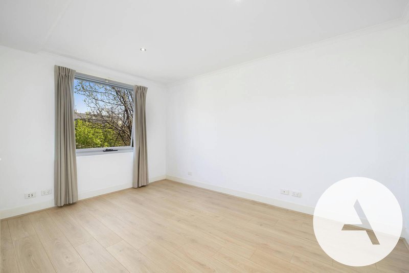 Photo - 5/18 Moore Street, Turner ACT 2612 - Image 4