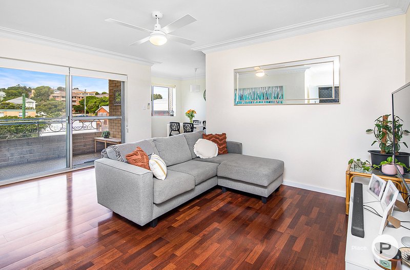 Photo - 5/18 Oriel Road, Clayfield QLD 4011 - Image 2