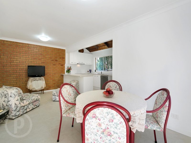 Photo - 5/18 Rise Street, Mount Gravatt East QLD 4122 - Image 6