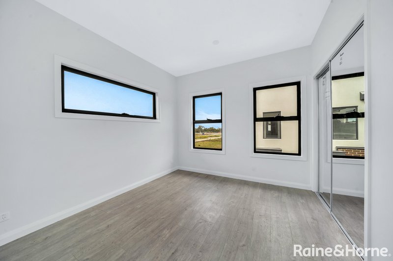 Photo - 5/18 Schotters Road, Mernda VIC 3754 - Image 5