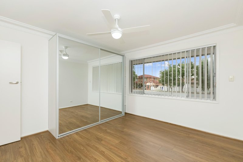 Photo - 518 The Horsley Drive, Fairfield NSW 2165 - Image 3