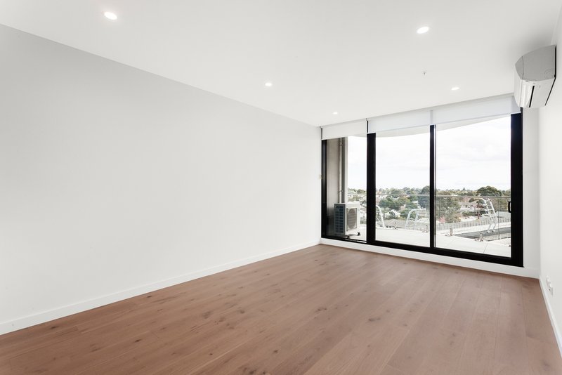 Photo - 518/1060 Dandenong Road, Carnegie VIC 3163 - Image 2