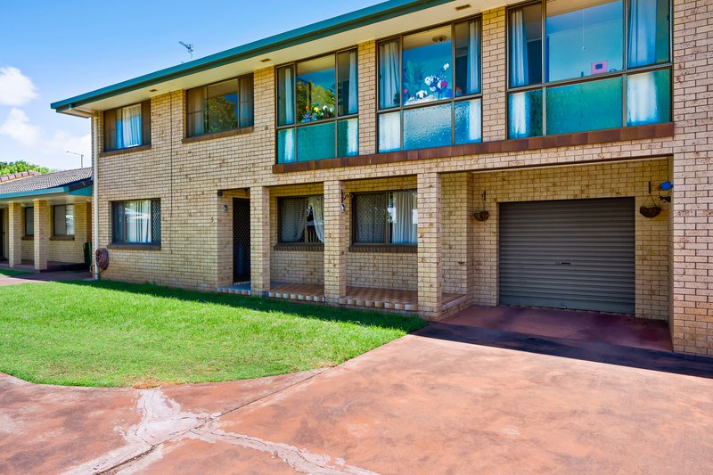 Photo - 5/183 Campbell Street, Newtown QLD 4350 - Image 1