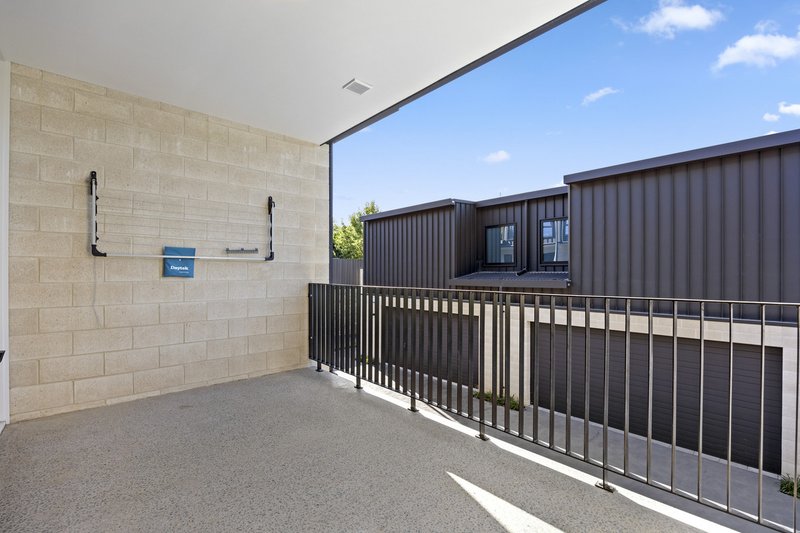 Photo - 5/186 La Perouse Street, Red Hill ACT 2603 - Image 5