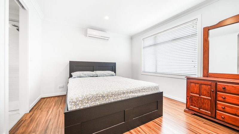 Photo - 5/19 Briggs Crescent, Noble Park VIC 3174 - Image 6