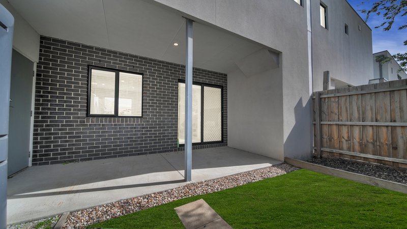 Photo - 5/19 Briggs Crescent, Noble Park VIC 3174 - Image 11