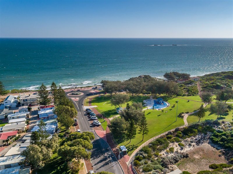 Photo - 519 Burns Beach Road, Iluka WA 6028 - Image 17