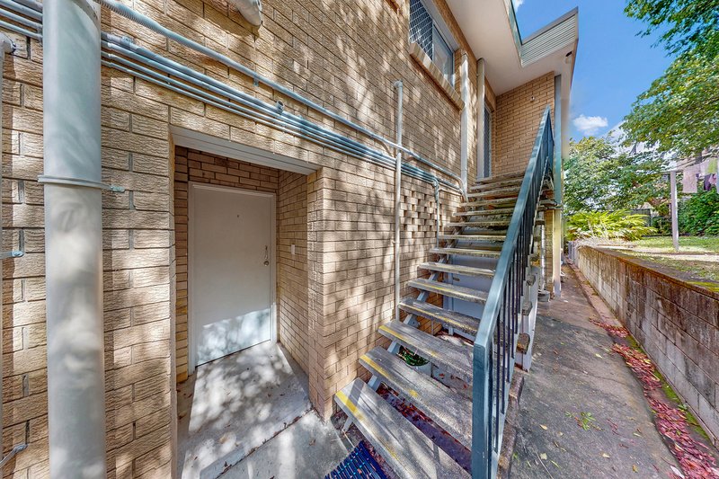 Photo - 5/19 Leigh Street, Coorparoo QLD 4151 - Image 15