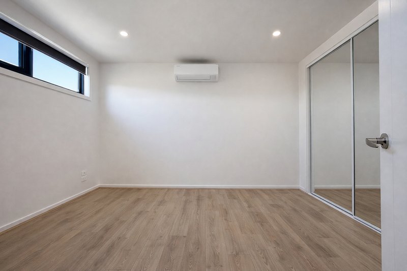 Photo - 5/19 Norcal Court, Greenvale VIC 3059 - Image 12