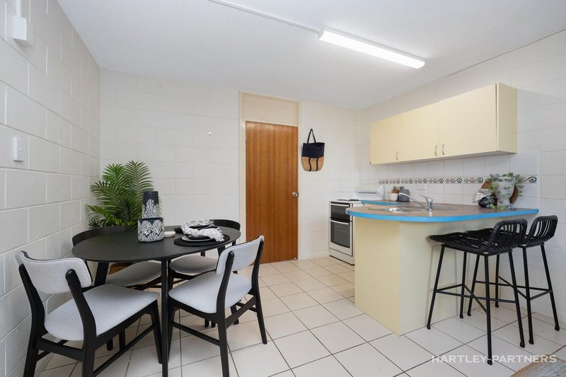 Photo - 5/19 Ryan Street, North Ward QLD 4810 - Image 4