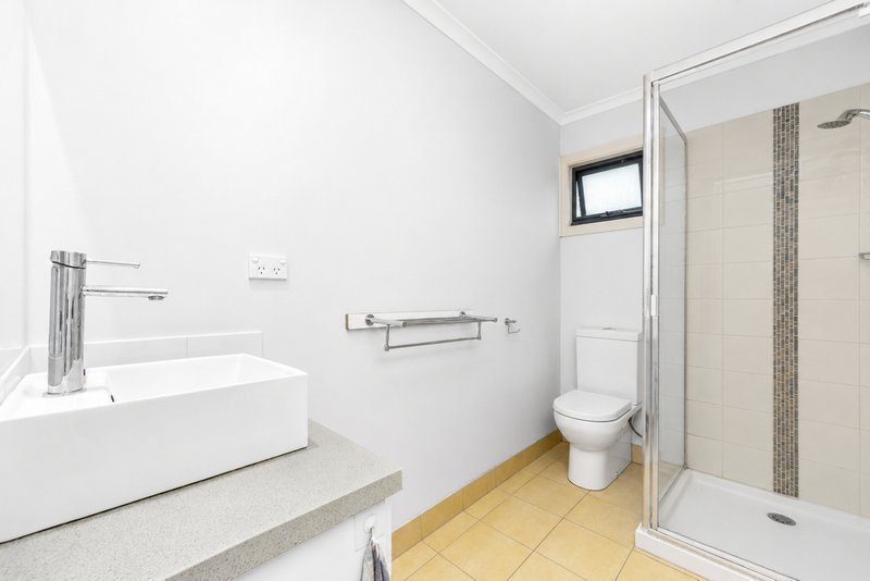 Photo - 5/19 Stuart Street, Noble Park VIC 3174 - Image 2