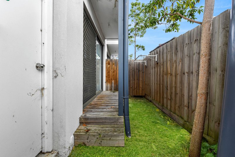 Photo - 5/19 Stuart Street, Noble Park VIC 3174 - Image 9