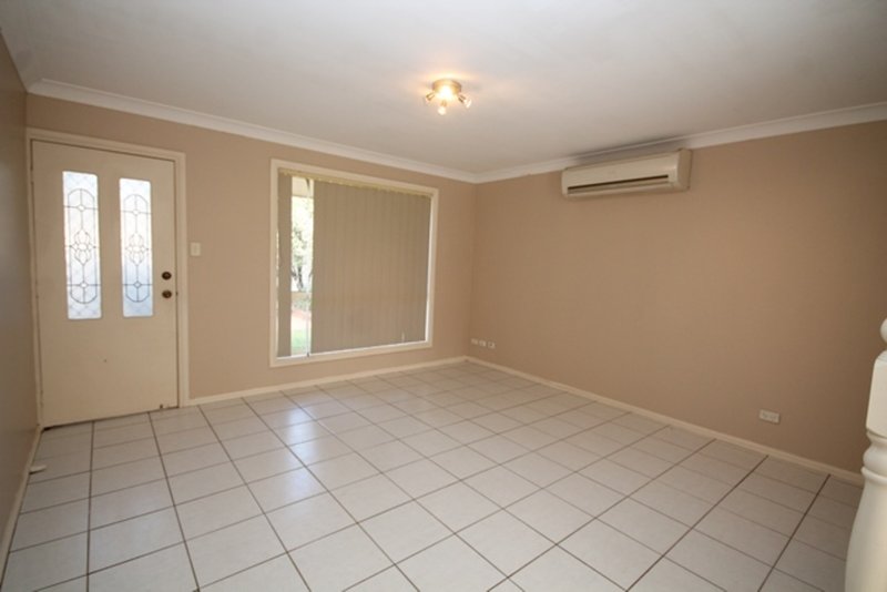 Photo - 5/192 Wilson Road, Green Valley NSW 2168 - Image 4