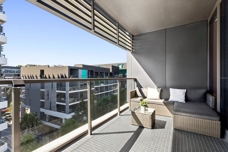 Photo - 519/850 Bourke Street, Waterloo NSW 2017 - Image 2