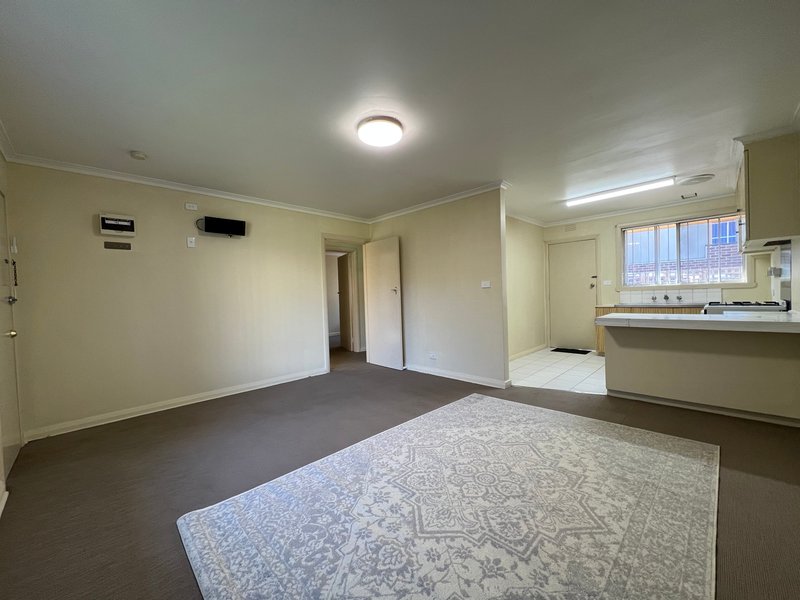 Photo - 5/1A Avon Street, Noble Park VIC 3174 - Image 4