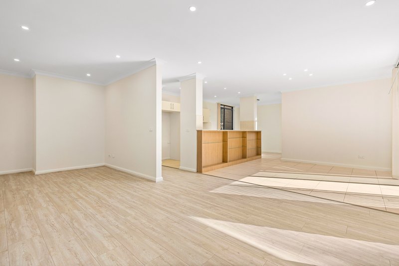 Photo - 5/1A Busaco Road, Marsfield NSW 2122 - Image 2