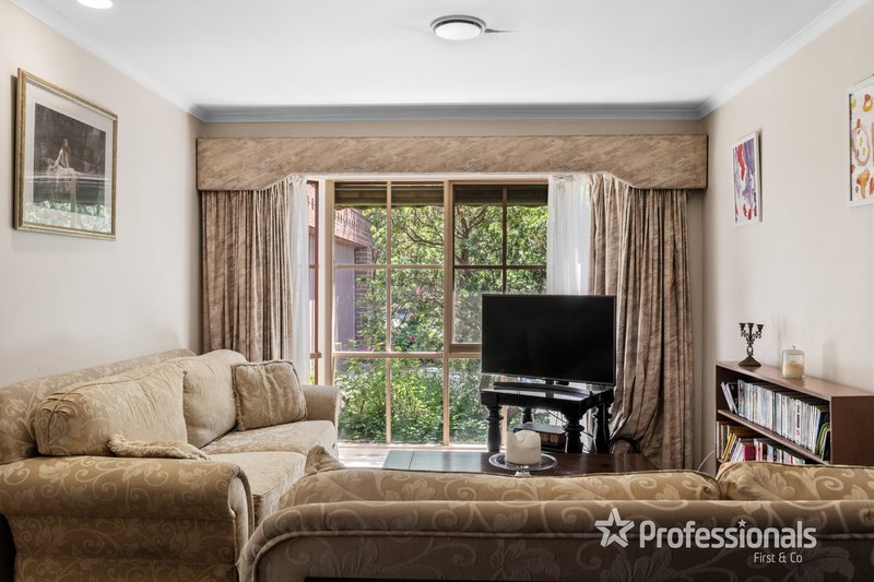 Photo - 5/1A Hastings Street, Burwood VIC 3125 - Image 2