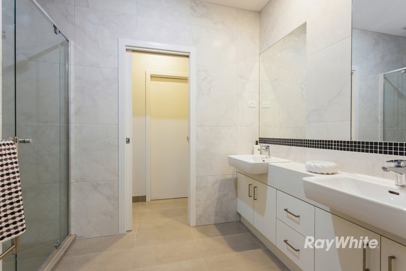 Photo - 51A Kinlock Avenue, Murrumbeena VIC 3163 - Image 9