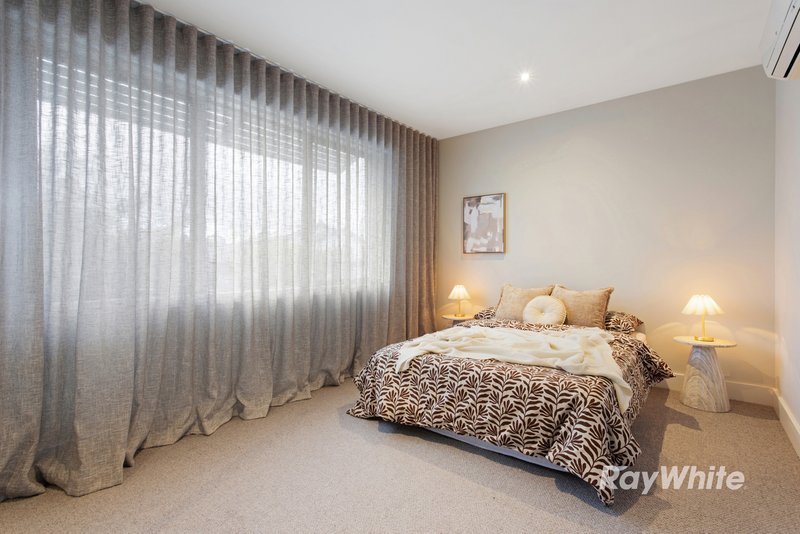 Photo - 51A Kinlock Avenue, Murrumbeena VIC 3163 - Image 10