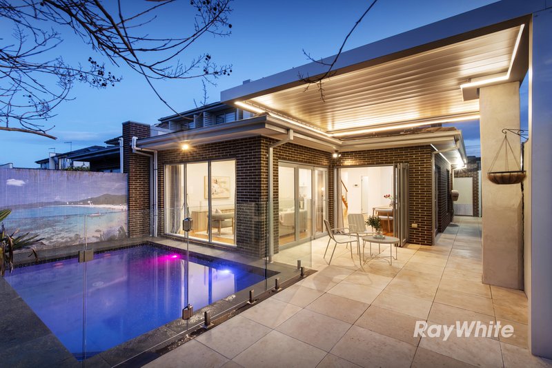 Photo - 51A Kinlock Avenue, Murrumbeena VIC 3163 - Image 13