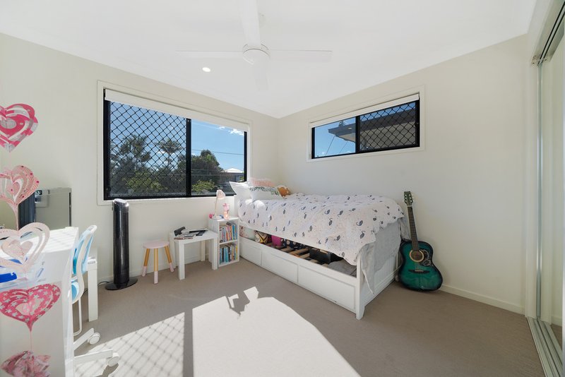 Photo - 51A Norman Street, Deagon QLD 4017 - Image 12