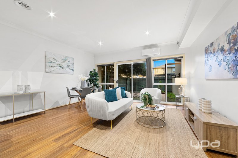 Photo - 5/1A Wattle Road, Maidstone VIC 3012 - Image 5