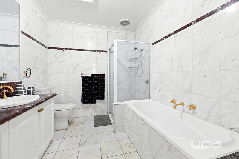 Photo - 5/1A Wattle Road, Maidstone VIC 3012 - Image 11