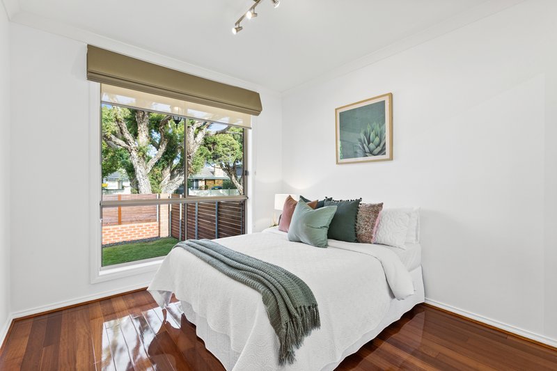 Photo - 51A Weymar Street, Cheltenham VIC 3192 - Image 9