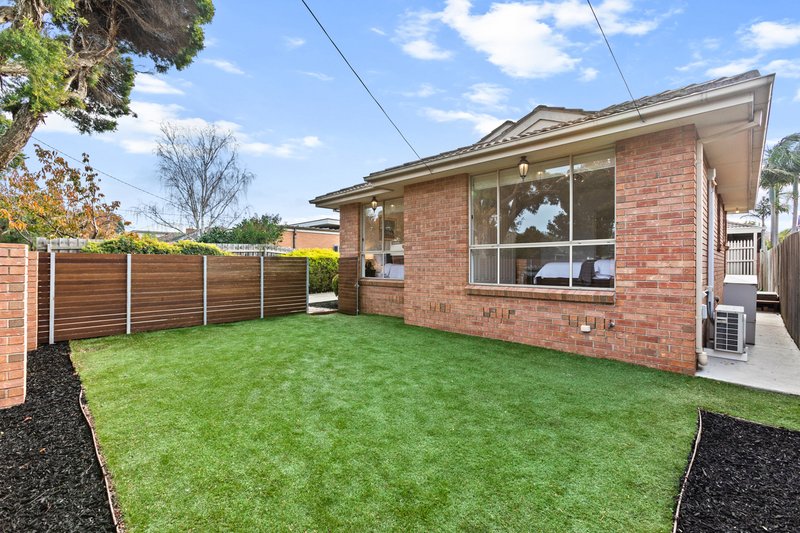 Photo - 51A Weymar Street, Cheltenham VIC 3192 - Image 12