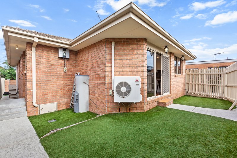Photo - 51A Weymar Street, Cheltenham VIC 3192 - Image 13