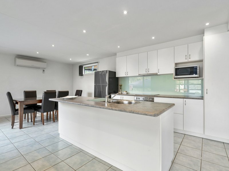 Photo - 5/2-18 Nicholas Avenue, Metung VIC 3904 - Image 3