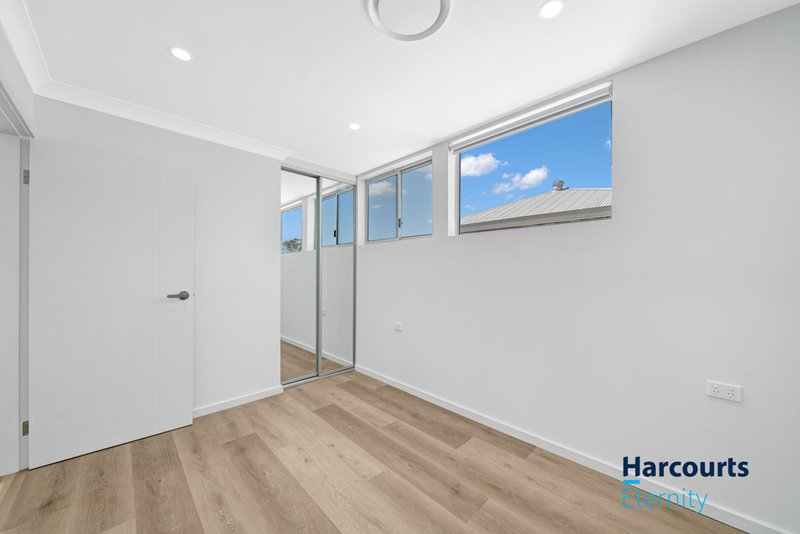 Photo - 5/2-4 Andrew Place, Girraween NSW 2145 - Image 7