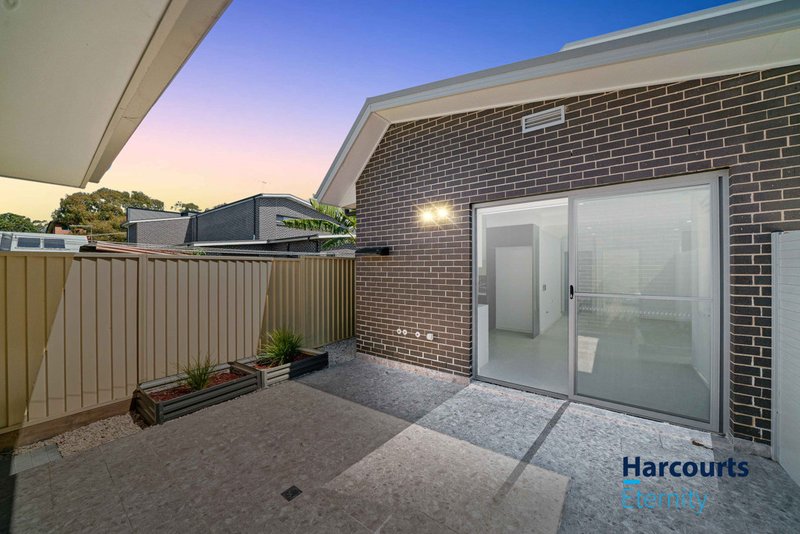 Photo - 5/2-4 Andrew Place, Girraween NSW 2145 - Image 13