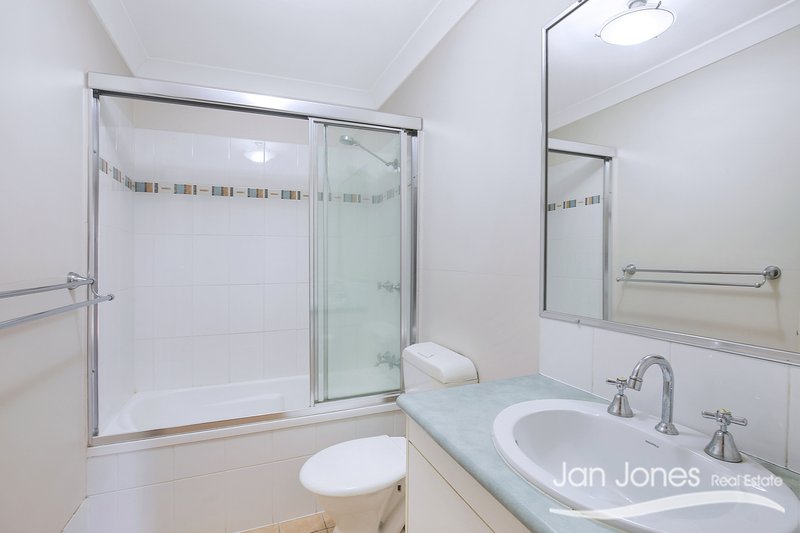 Photo - 5/2-4 Irene Street, Redcliffe QLD 4020 - Image 10