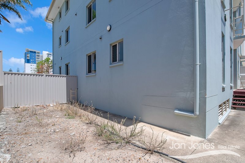 Photo - 5/2-4 Irene Street, Redcliffe QLD 4020 - Image 11