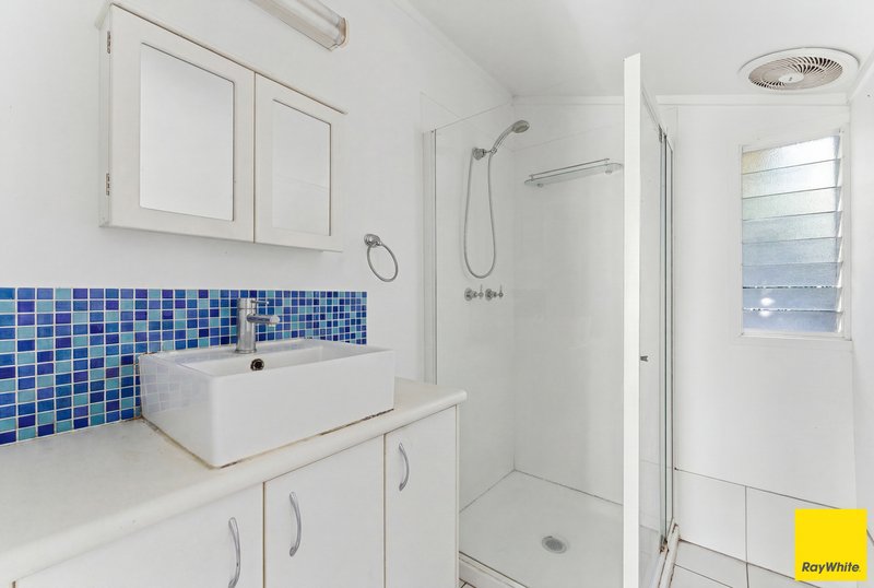 Photo - 52-54 Martyn Street, Parramatta Park QLD 4870 - Image 13