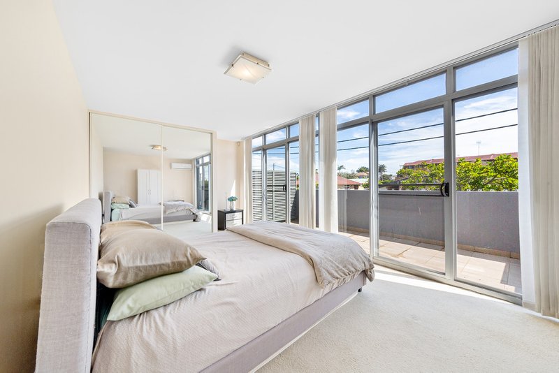 Photo - 5/2-6 Warrigal Street, The Entrance NSW 2261 - Image 6