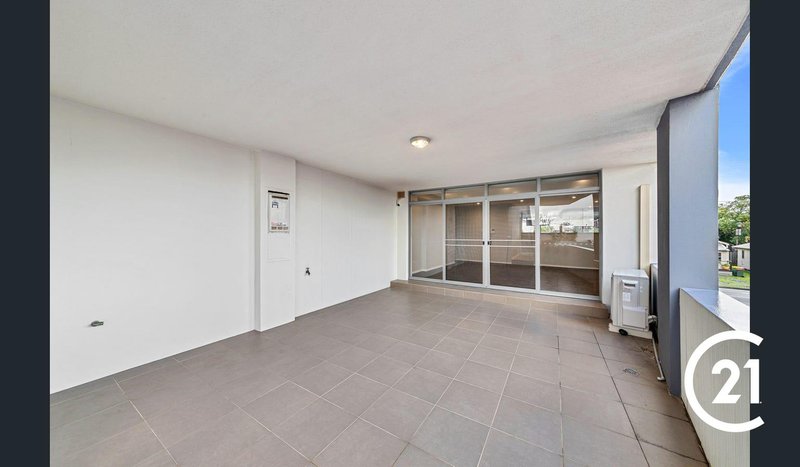 Photo - 5/2-6 Warrigal Street, The Entrance NSW 2261 - Image 3