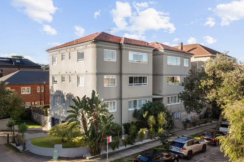 Photo - 5/2-8 Ramsgate Avenue, Bondi Beach NSW 2026 - Image 12