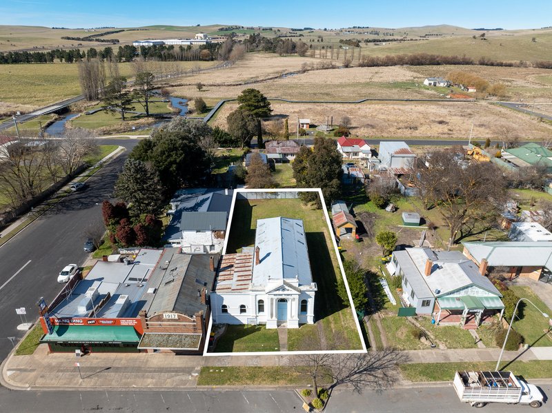 52 Adelaide Street, Blayney NSW 2799